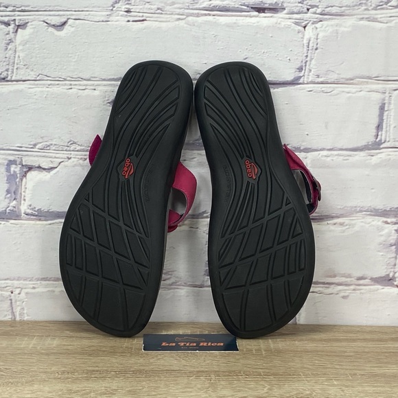 Abeo Pink and Gray Casual Thong Sandals - Picture 7 of 9